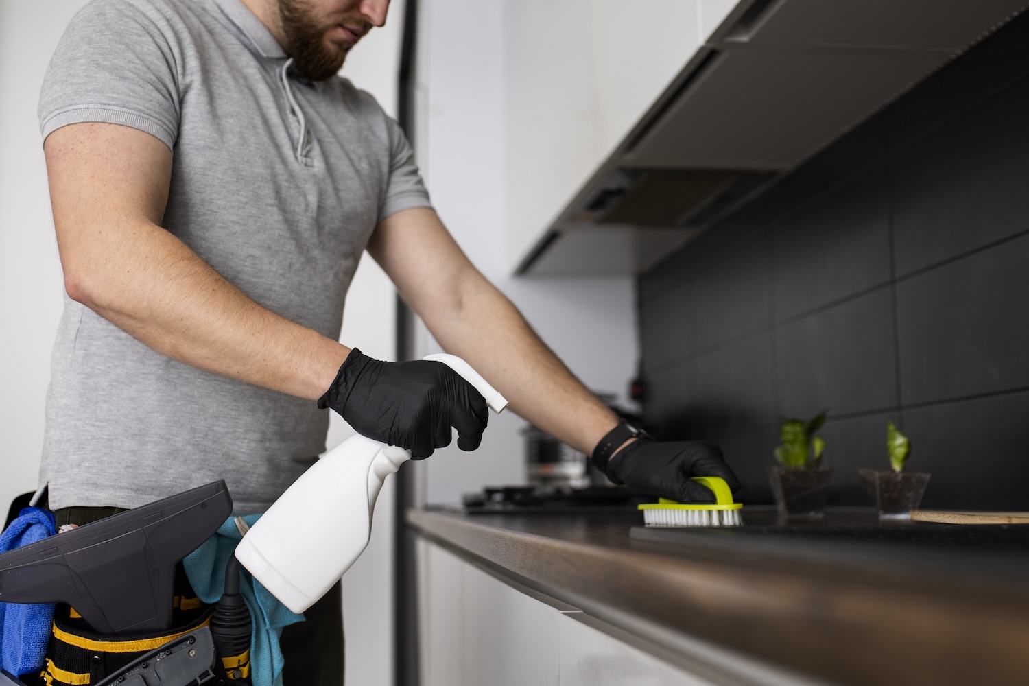 summer holiday let cleaning service